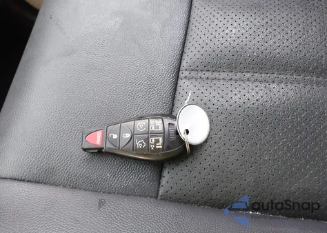 2009 Chrysler Town & Country Touring из США, поврежденный, VIN 2A8HR54119R661430